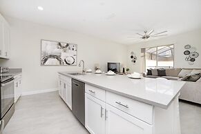 Storey Lake Home In Amazing Resort With Lazy River 4 Bedroom Townhouse