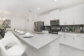 Storey Lake Home In Amazing Resort With Lazy River 4 Bedroom Townhouse