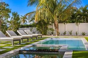 Our Great Escape 4 Bedroom Home by RedAwning