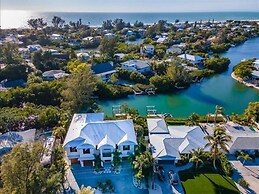 Our Great Escape 4 Bedroom Home by RedAwning