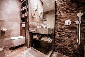 Dedaj Resort - Villa Almaro