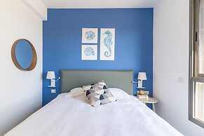 Sunlit Balcony & Coastal Charm by Sea N' Rent