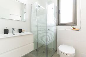 Sunlit Balcony & Coastal Charm by Sea N' Rent