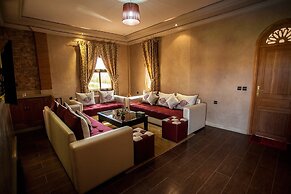 Luxurious Apartment Near Marrakech