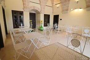 B b With Swimming Pool Tenuta Agrumi del Salento Triple Deluxe Citrus