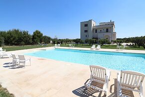 B b With Swimming Pool Tenuta Agrumi del Salento Triple Deluxe Citrus