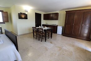 B b With Swimming Pool Tenuta Agrumi del Salento Triple Deluxe Citrus