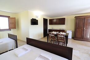 B b With Swimming Pool Tenuta Agrumi del Salento Triple Deluxe Citrus