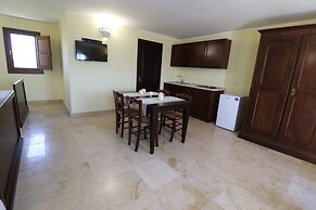 B b With Swimming Pool Tenuta Agrumi del Salento Triple Deluxe Citrus