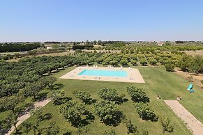 B b With Swimming Pool Tenuta Agrumi del Salento Triple Deluxe Citrus