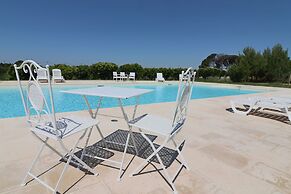 B b With Swimming Pool Tenuta Agrumi del Salento Triple Deluxe Citrus