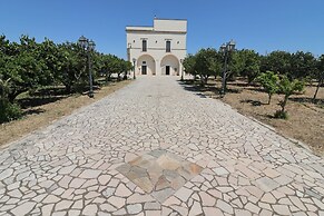 B b With Swimming Pool Tenuta Agrumi del Salento Triple Deluxe Citrus