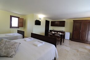 B b With Swimming Pool Tenuta Agrumi del Salento Triple Deluxe Citrus