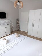 SEA Holisays -4 Rooms Apartment, Burgas, Bulgaria