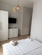 SEA Holisays -4 Rooms Apartment, Burgas, Bulgaria