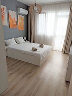 SEA Holisays -4 Rooms Apartment, Burgas, Bulgaria