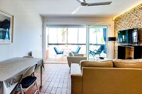 Newly Renovated Beachfront Apartment Ideally Located in Penelope