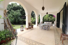 Executive Suite - Calais