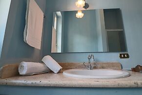 Executive Suite - Calais