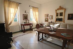 Executive Suite - Calais