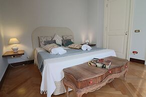 Executive Suite - Calais