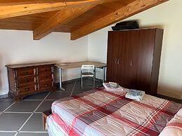 Comfortable Attic apt With Parking Space in Chiavari Italy