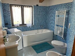 Comfortable Attic apt With Parking Space in Chiavari Italy