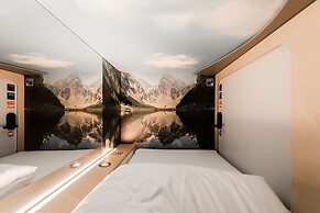 Capsule Hotel - Zurich Airport