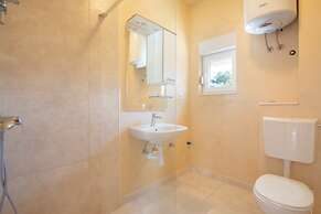 A5 - Spacious apt With the sea View & use of Pool