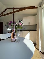 1-bed Sunny Studio Apartment in Tregony, Truro