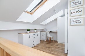 Duplex Studio Stachowicza by Renters