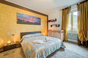 Silvy Apt Salo Charming & Near Center