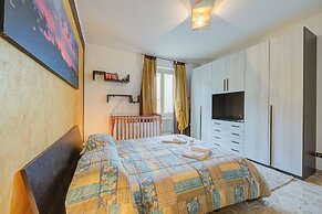 Silvy Apt Salo Charming & Near Center