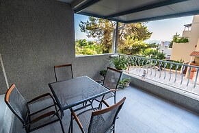 Modern apt Close to Znjan Beach, With big Terrace