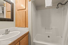 Willamette Pass Inn Chalets