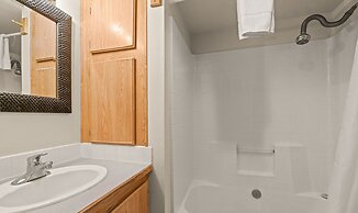 Willamette Pass Inn Chalets