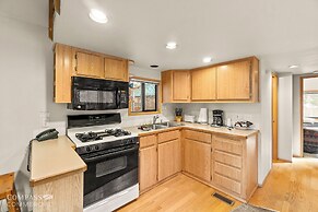 Willamette Pass Inn Chalets