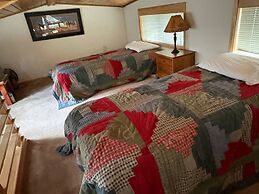 Willamette Pass Inn Chalets