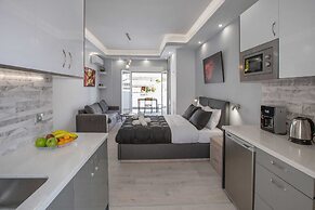 Studio penthouse near Acropolis by GHH