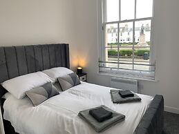 Ayr Cozy Corner Apartment