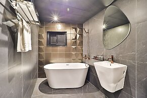 Busan Best Louis Hamilton Hotel Gijang