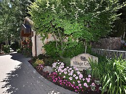 Village Center Condo 1F