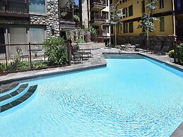 Village Center Condo 1F