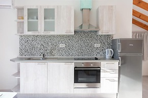 A6 - Spacious apt With the sea View & use of Pool