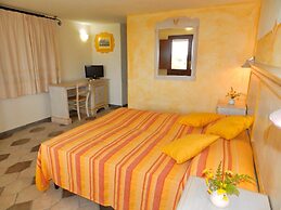 Family Rooms Budoni