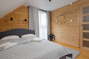 Holiday House With Garden by Renters