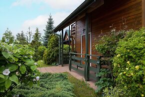Holiday House With Garden by Renters