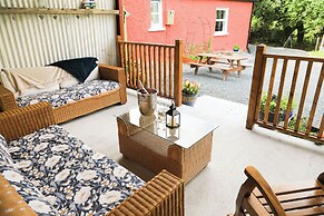 2 Bedroom Cottage Wisteria Cottage in Ballyconnell