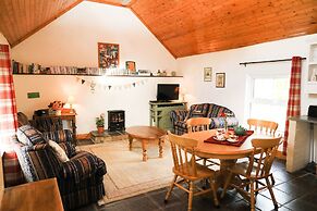 2 Bedroom Cottage Wisteria Cottage in Ballyconnell