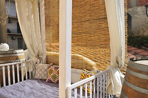 Petra Lavica Holiday Home